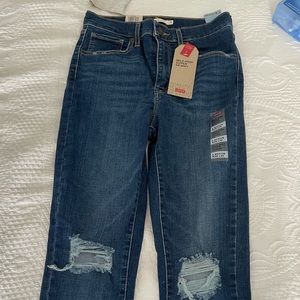Levi’s skinny jeans